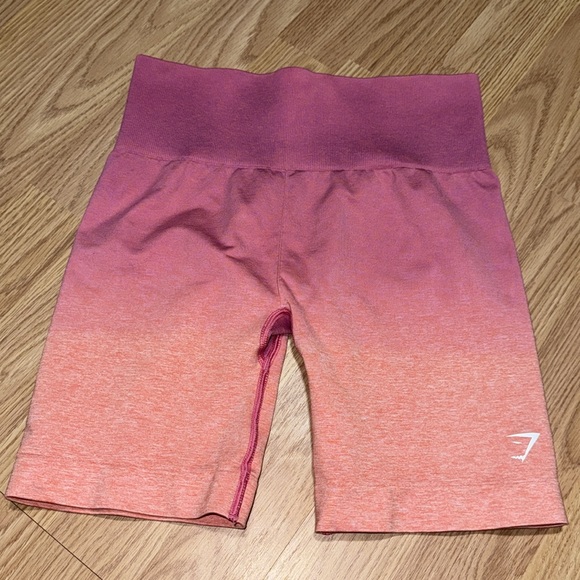 Gymshark Pink Ombre Seamless Cycling Shorts Size Small - Picture 5 of 5